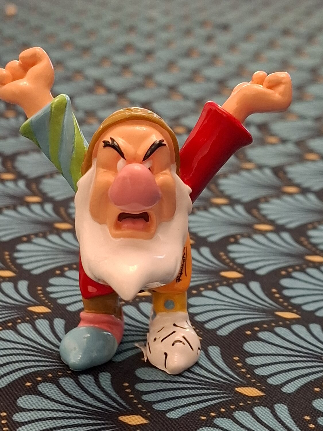 GRUMPY MINI FIG - DISNEY BRITTO